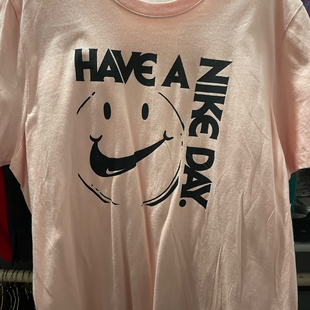 Nike Peach Tee